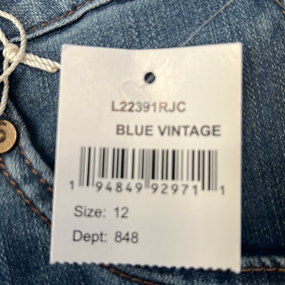 Wit & Wisdom LUXE TOUCH Girlfriend Jean.  Blue Vintage Distressed Denim - Picture 11 of 15